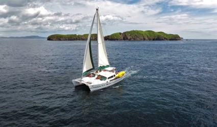 Manta Catamaran